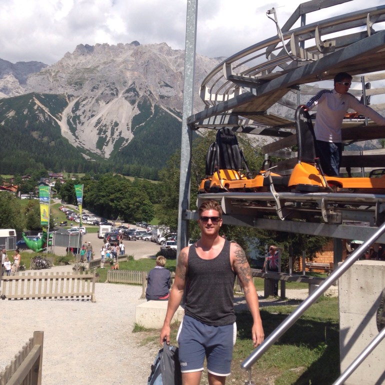 97093FB0-6112-4F5C-841F-6DECDDB33289