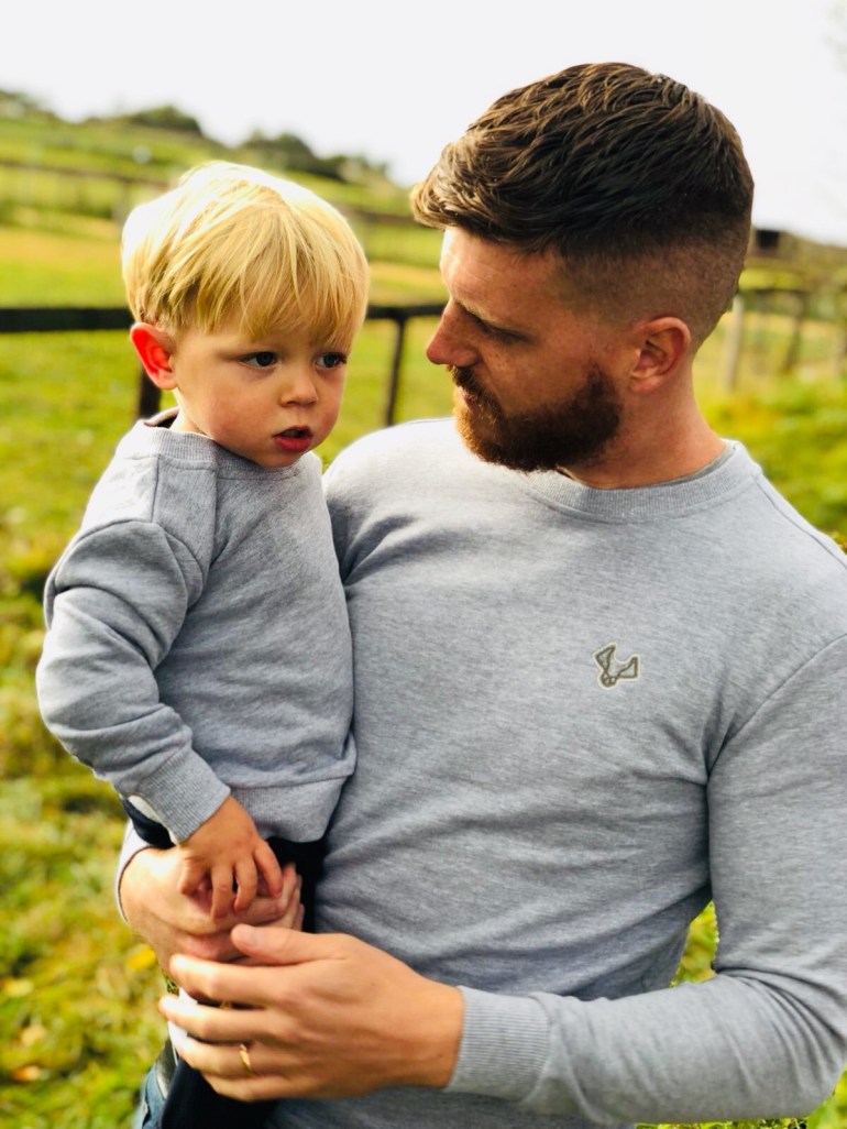 7710255C-060E-4CE1-8E44-19ADF55EE549